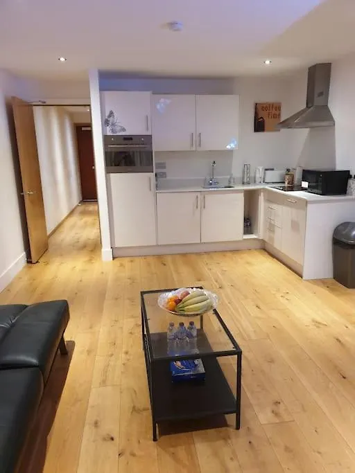 Modern, City Centre 1 Bed, Ground Floor Apartment EDI 0*, Edinburgh Velká Británie